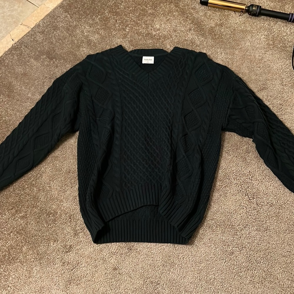 Aritzia dark green wool sweater